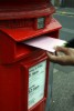 Elderly penpals 'stick with letters'