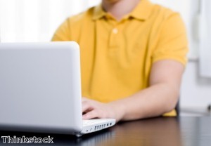 Guys 'should choose online dating phrases carefully'