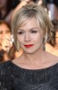 Jennie Garth to consider dating online? 