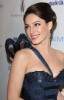 Stunner Kelly Brook almost bares all in leggings
